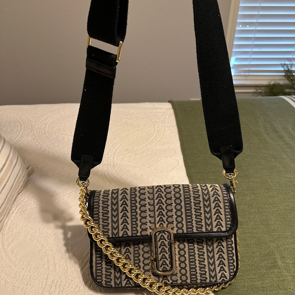 Marc Jacobs Monogram Shoulder Bag